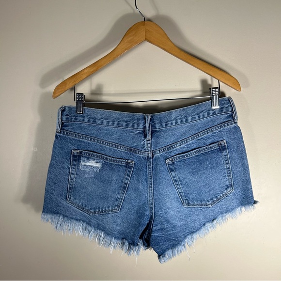 Free People We The Free Denim Cut Pff Mini Distressed Shorts Size 28 - Picture 3 of 8